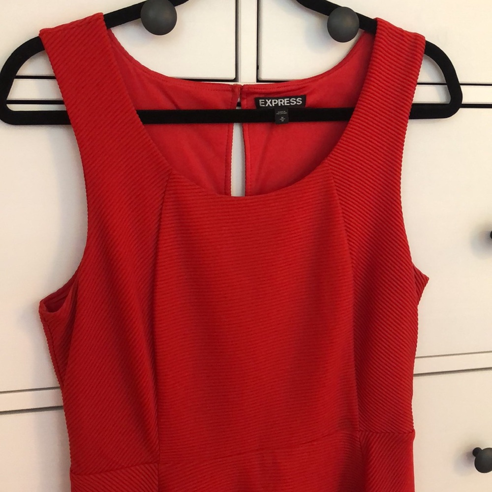 EXPRESS Sleeveless Ribbed Red Dress w/ Lining